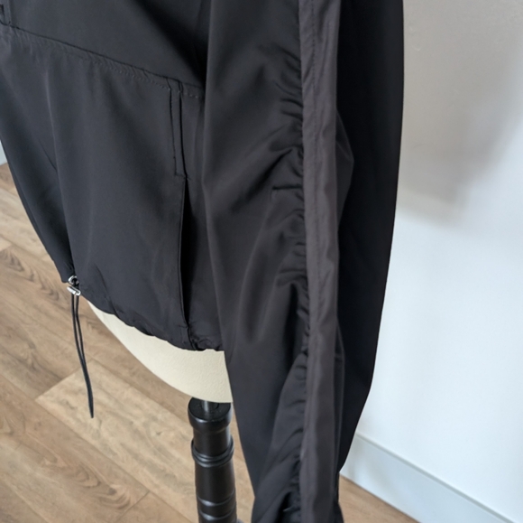 Women's jacket - Picture 5 of 6